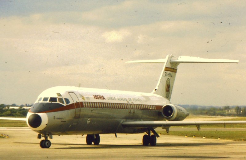 Авиалайнер DC-9-30