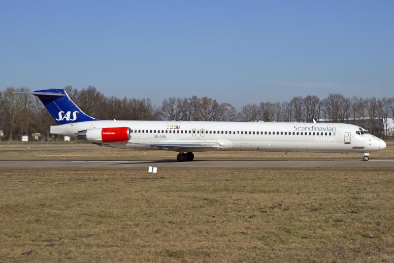 421611 Dc9