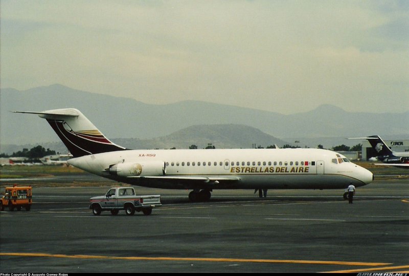 Continental DC-9