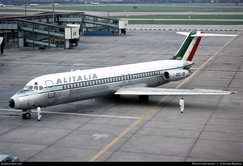 Самолёт MCDONNELL Douglas DC 9