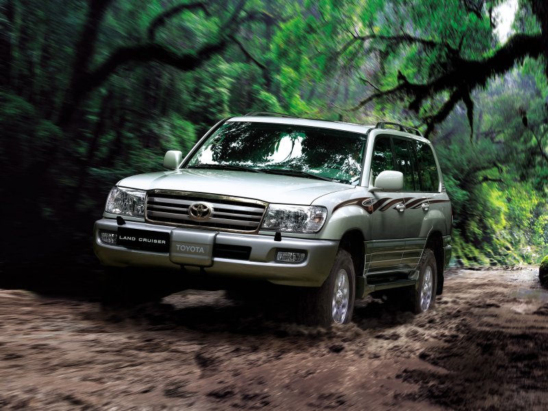Toyota Land Cruiser 100
