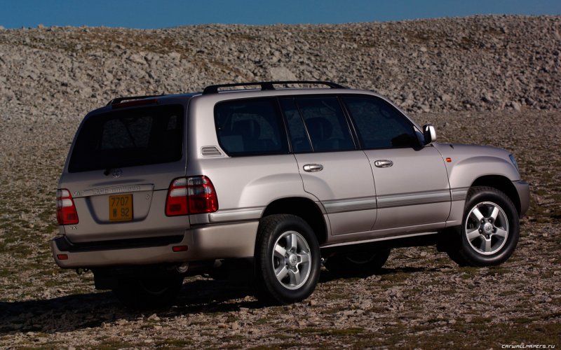 Toyota Land Cruiser 100 2004