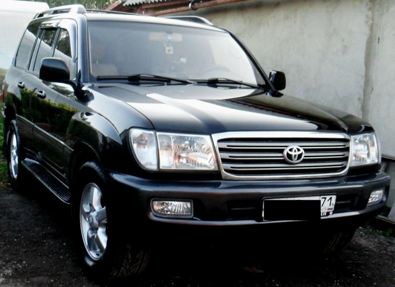 Toyota Land Cruiser 100 2006