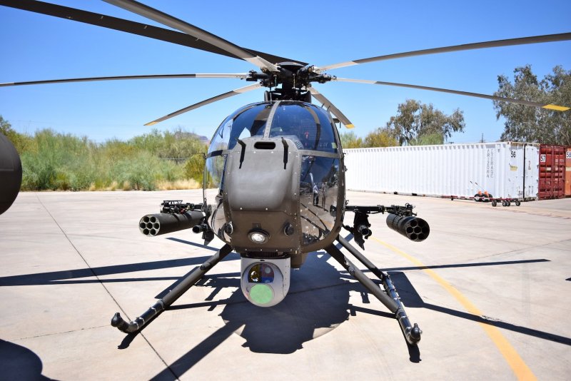 MH-6 little Bird кабина
