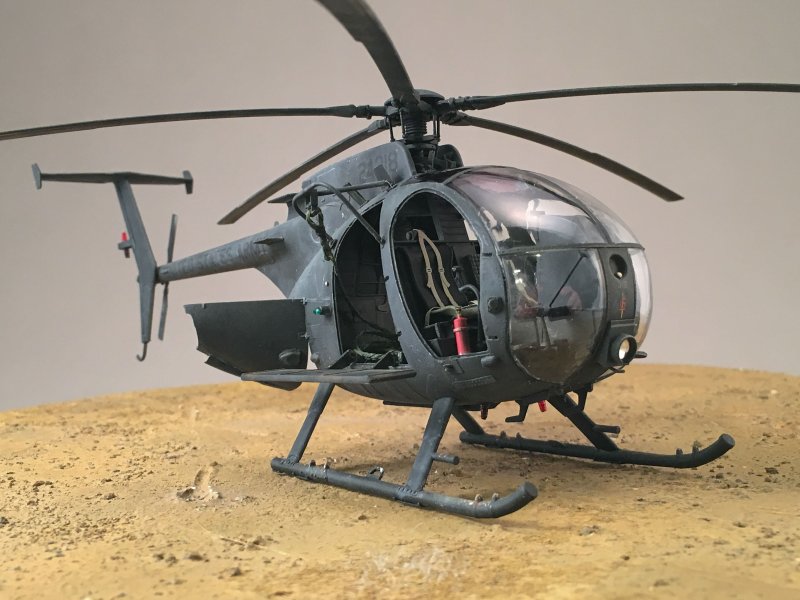 Вертолёт Ah 6