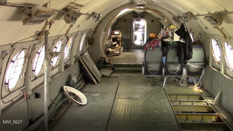 Ту-104 пассажирский самолёт салон
