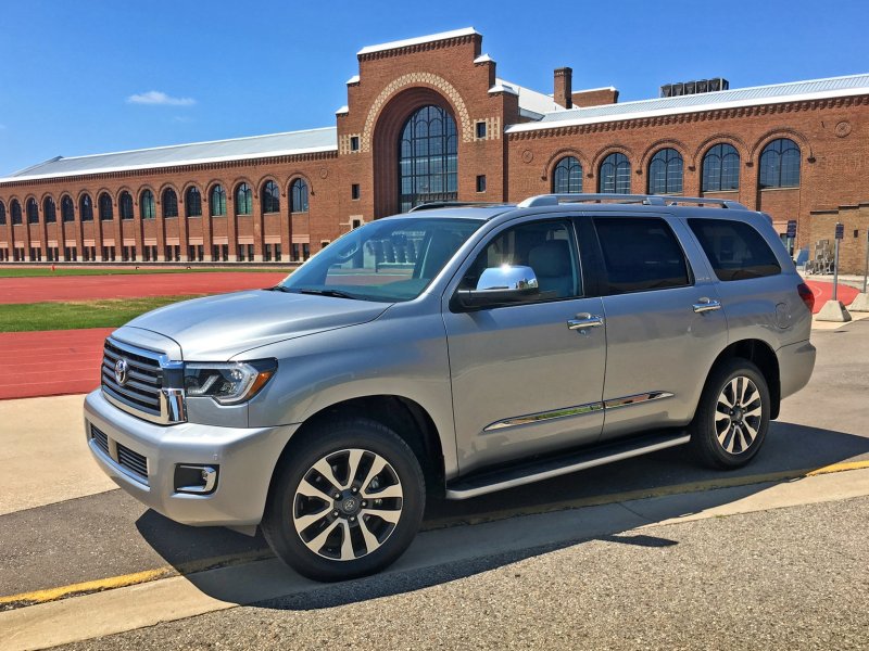 Toyota Sequoia 2019