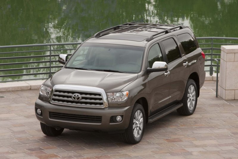 Toyota Sequoia 2010