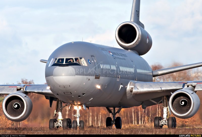 MCDONNELL Douglas DC-10