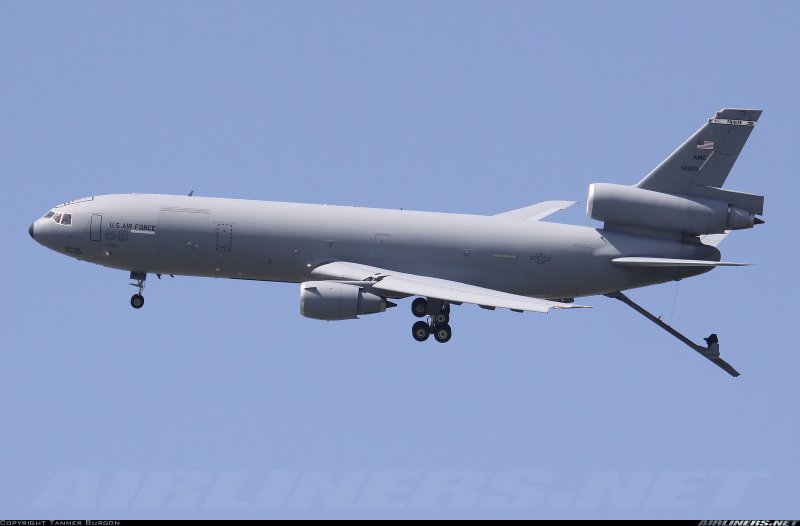 MCDONNELL Douglas Kc-10 Extender заправщик