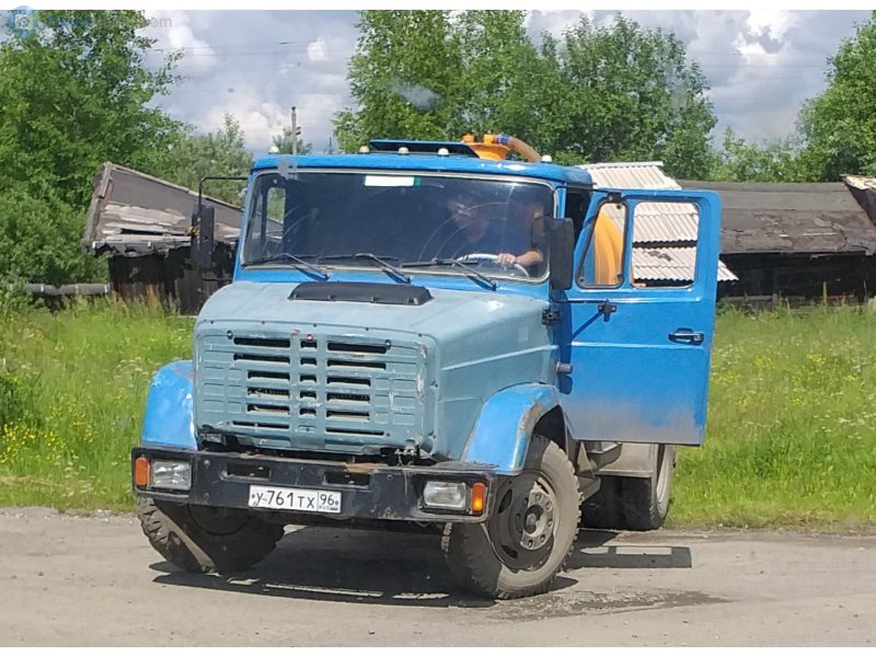 ЗИЛ 4333 КДМ