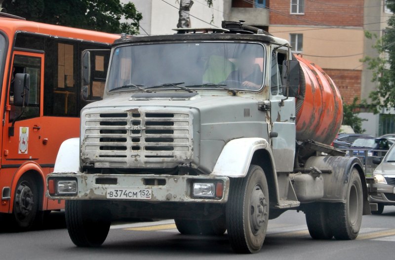 ЗИЛ 152