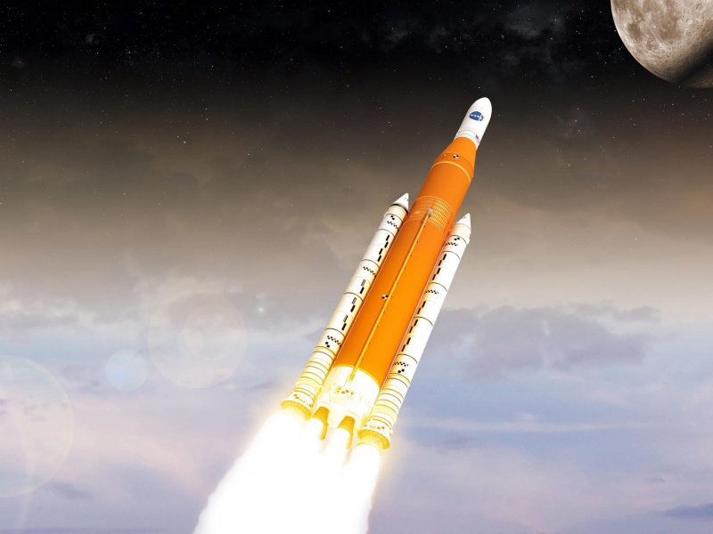 SLS Rocket Artemis 2