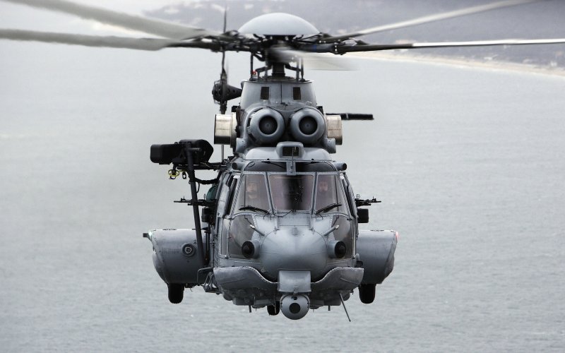 Вертолет Chinook пилот