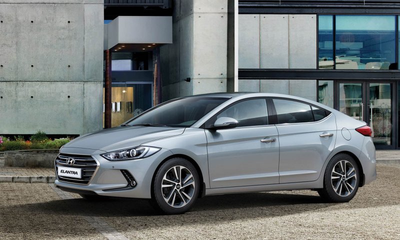Hyundai Elantra седан