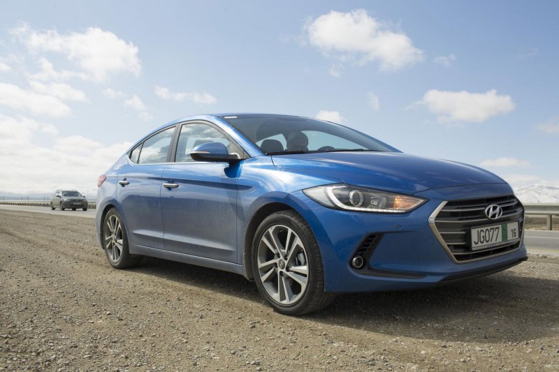 Hyundai Elantra 6 ad