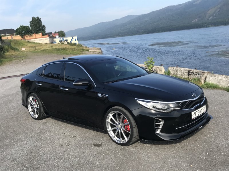 Kia Optima 2017 черная