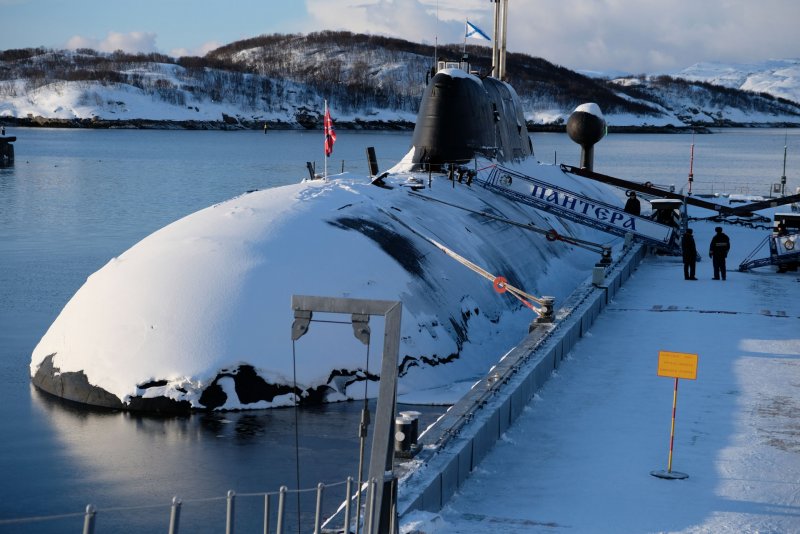 База подводных лодок Северного флота Североморск