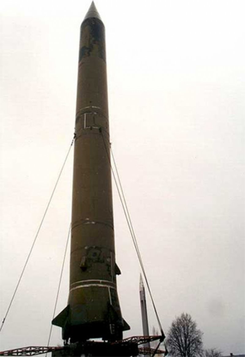 Баллистическая ракета средней дальности р-12 (