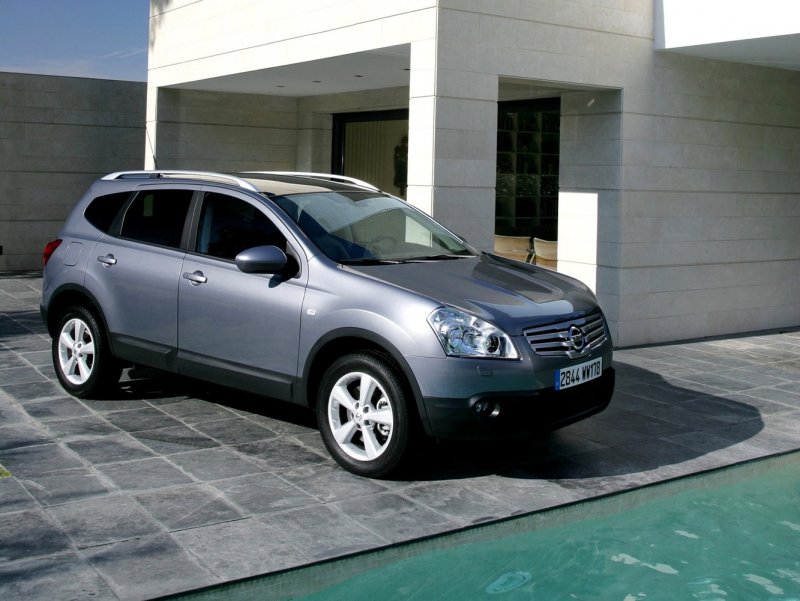 Nissan Qashqai+2 2008-2010