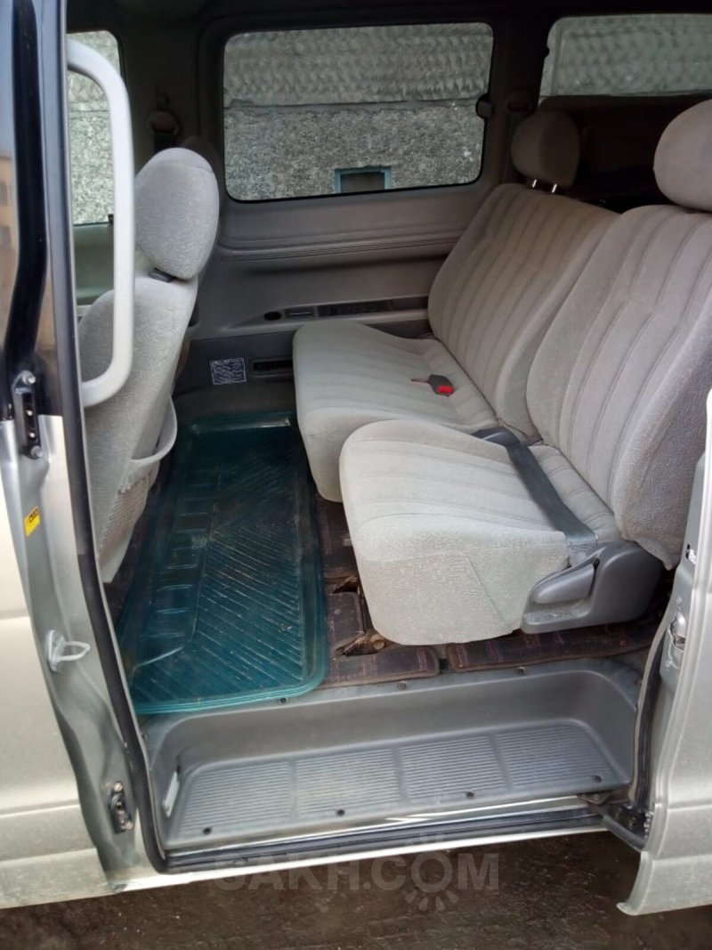Toyota Lite Ace Noah 2000 салон