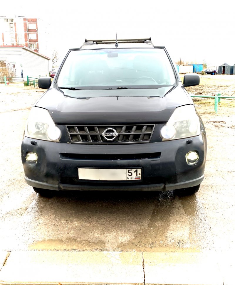 Nissan x-Trail t31 с чёрной решёткой