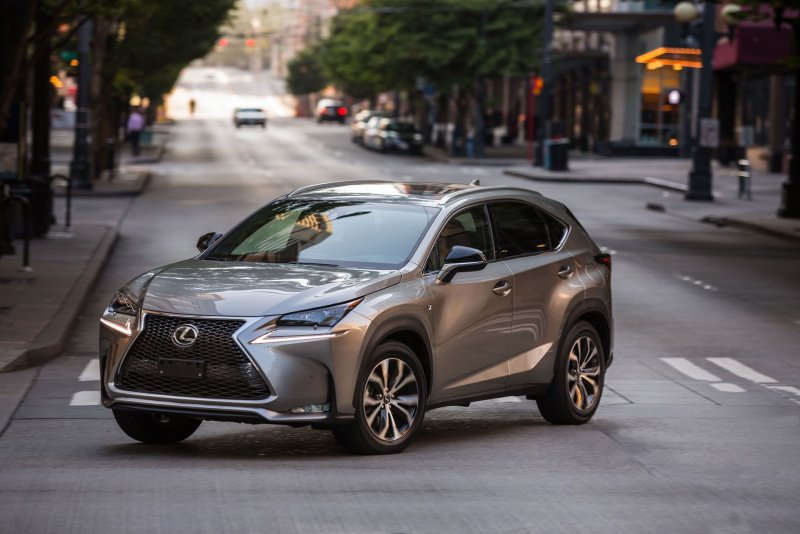 Lexus NX 2011