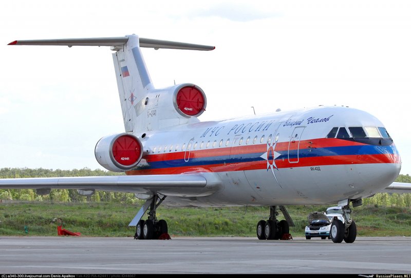 Як-42 пассажирский самолёт 2021