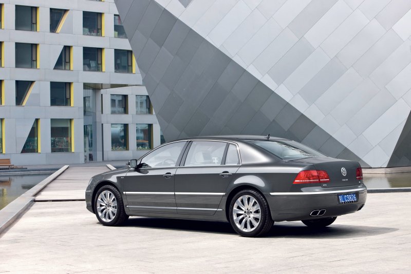 VW Phaeton 2011