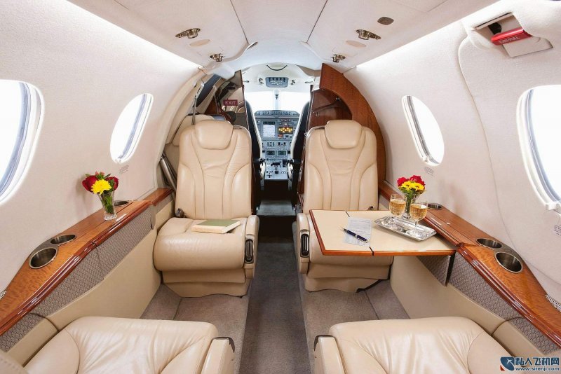 Premier IA Beechcraft салон