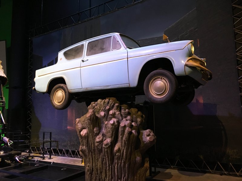 Ford Anglia 105e