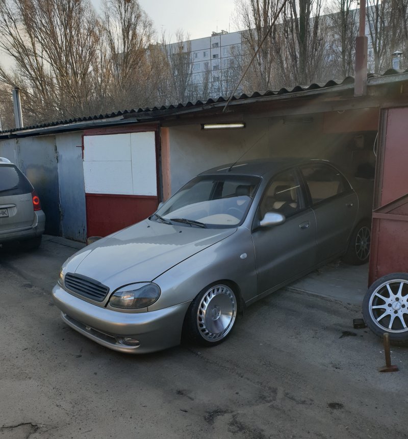 VW Golf Messer