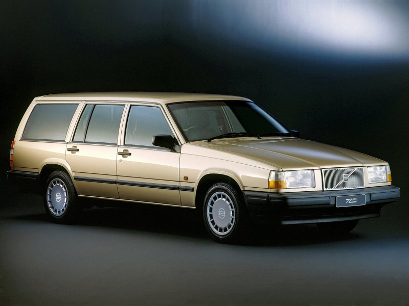 Volvo универсал 1990