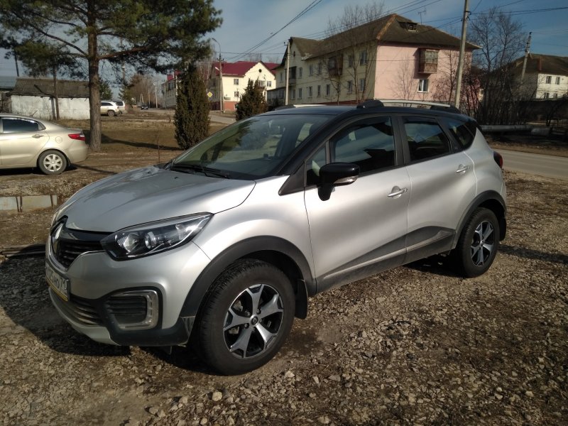 Рено Каптур серая платина