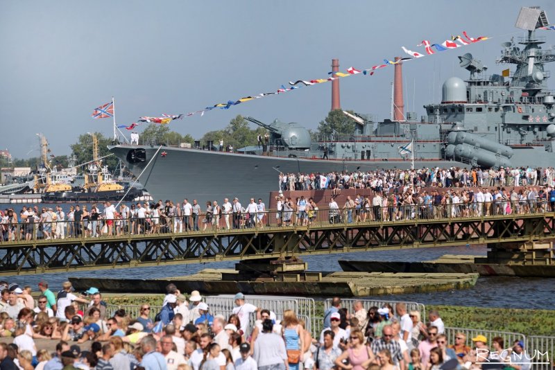 Военно-морской парад в Кронштадте 2020