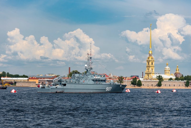 Военно-морской парад в Санкт-Петербурге 2020