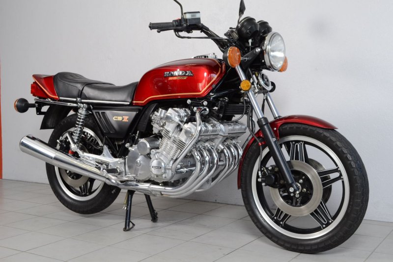 Хонда CBX 1000