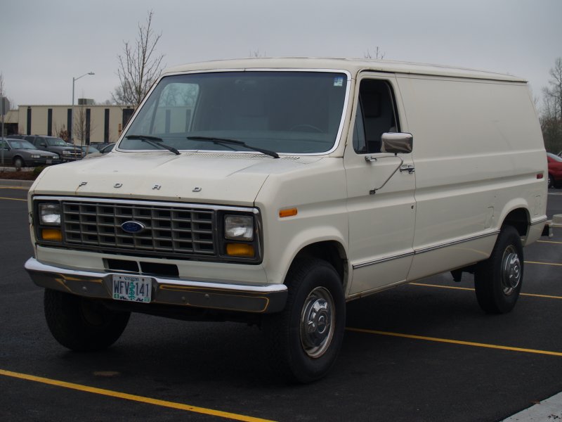 Ford Econoline e350 2015