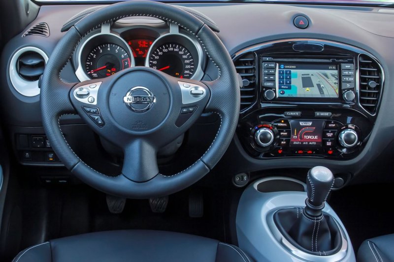Nissan Juke 2014 салон