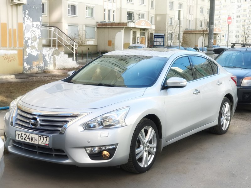 Nissan Teana 33