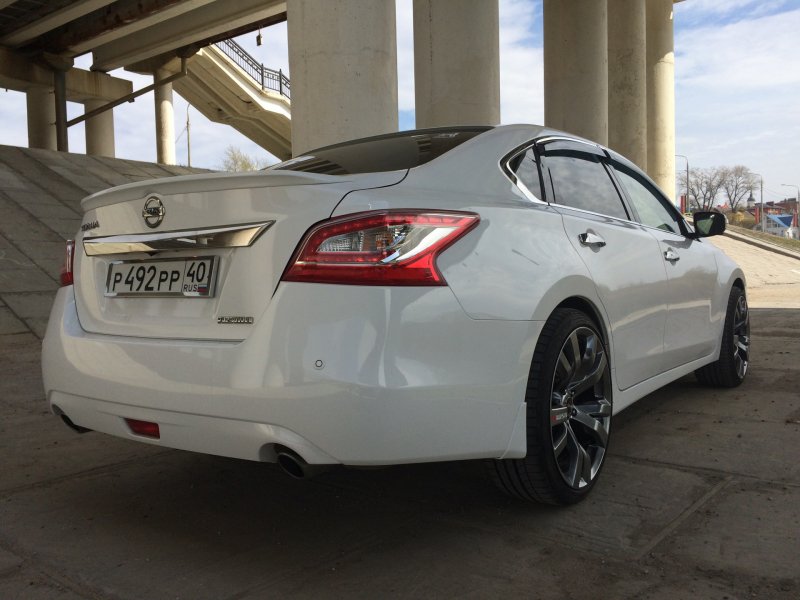 Nissan Teana 33