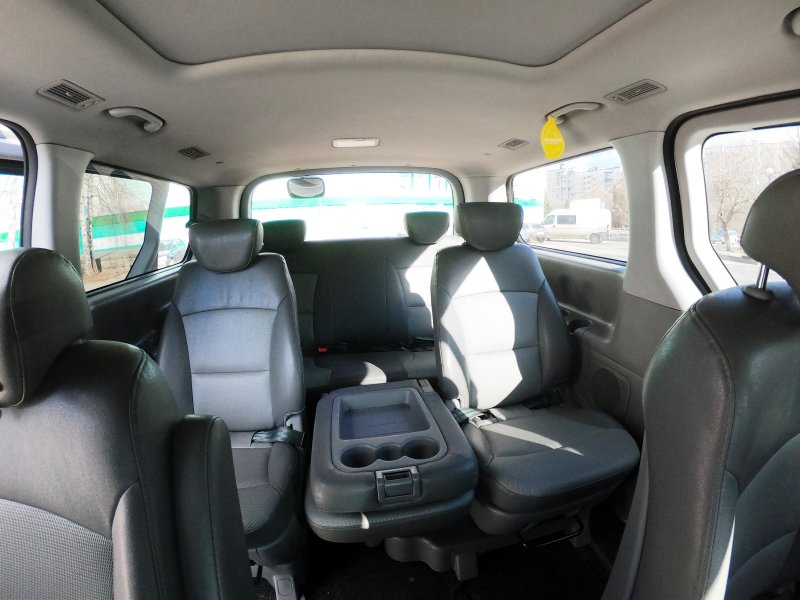 Hyundai Grand Starex 2021 Interior
