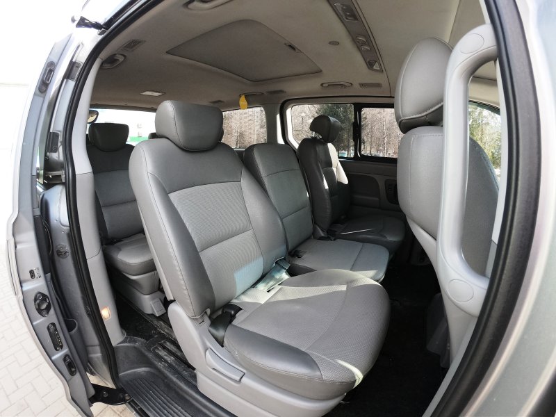 Hyundai Grand Starex h2
