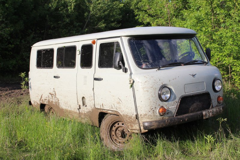 УАЗ-452 /2206