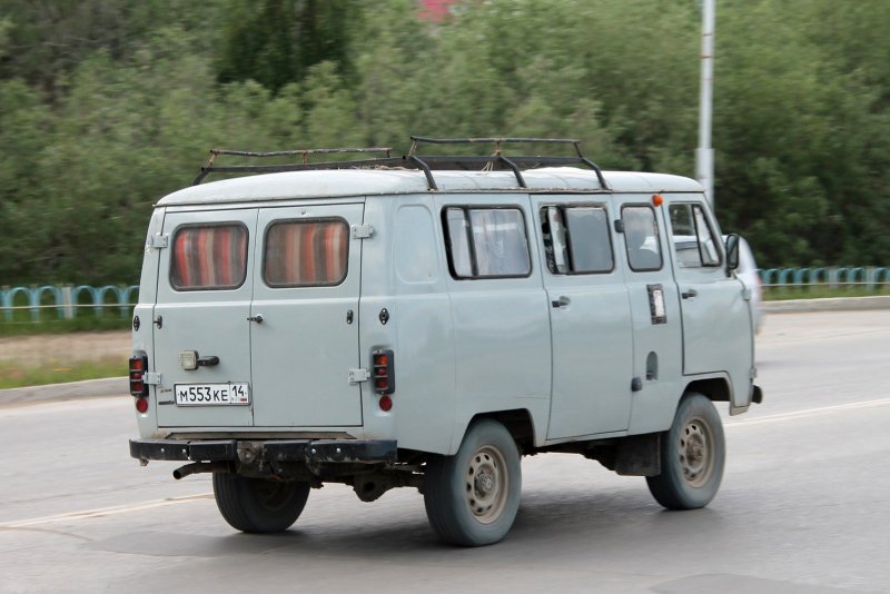 УАЗ 2206 грузовой фургон