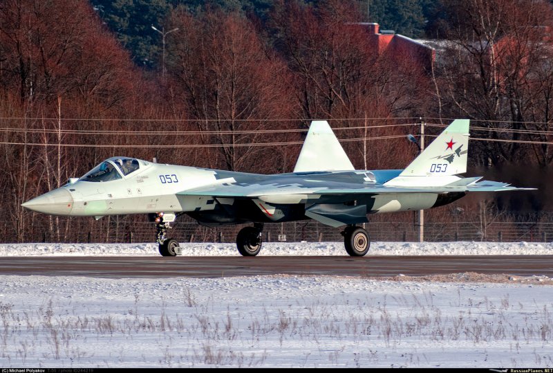 Миг-19 истребитель сверхзвуковой