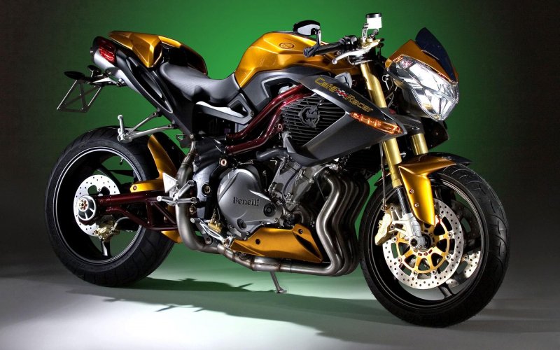 Benelli TNT 1130 Cafe Racer