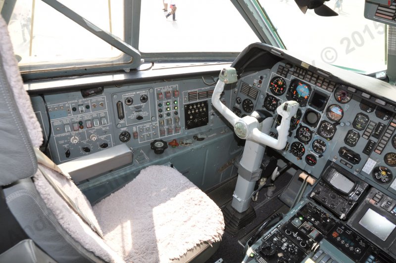 Як-40 ra-87983