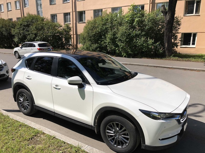 Mazda CX 5 черная крыша