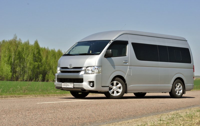 Toyota Hiace h200